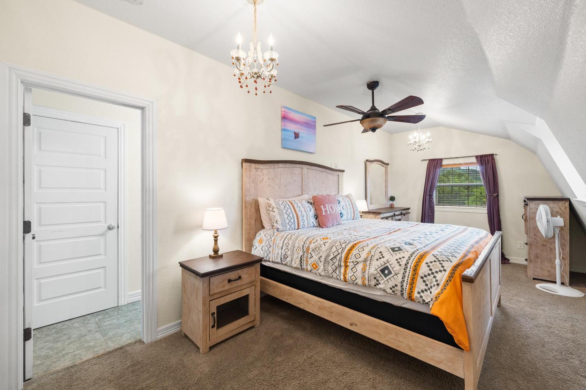 Entire 2Br 2Ba Hilltop View Home Sleeps 8 Pets 4 Acres Jacuzzi Central Ac Kingbeds Free Wifi-Parking Kitchen Washerdryer Starry Terrace Two Sunset Dining Patios Grill Stovetop Oven Fridge Onsitewoodedhiking Wildlife Coveredpatio4Pets & Birds Singing! Marble Falls Eksteriør billede